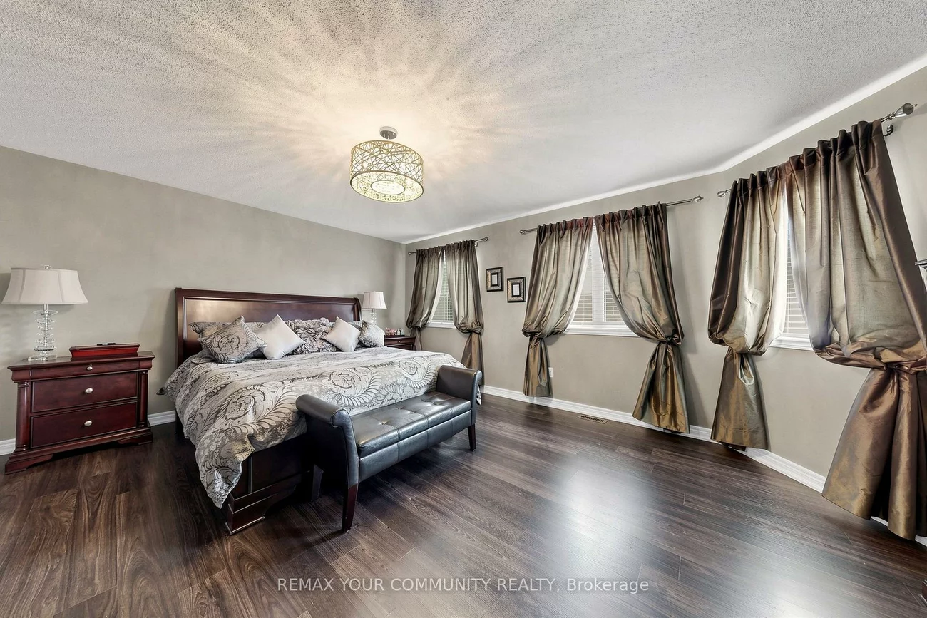 11, Trudeau, Vellore Village, Vaughan