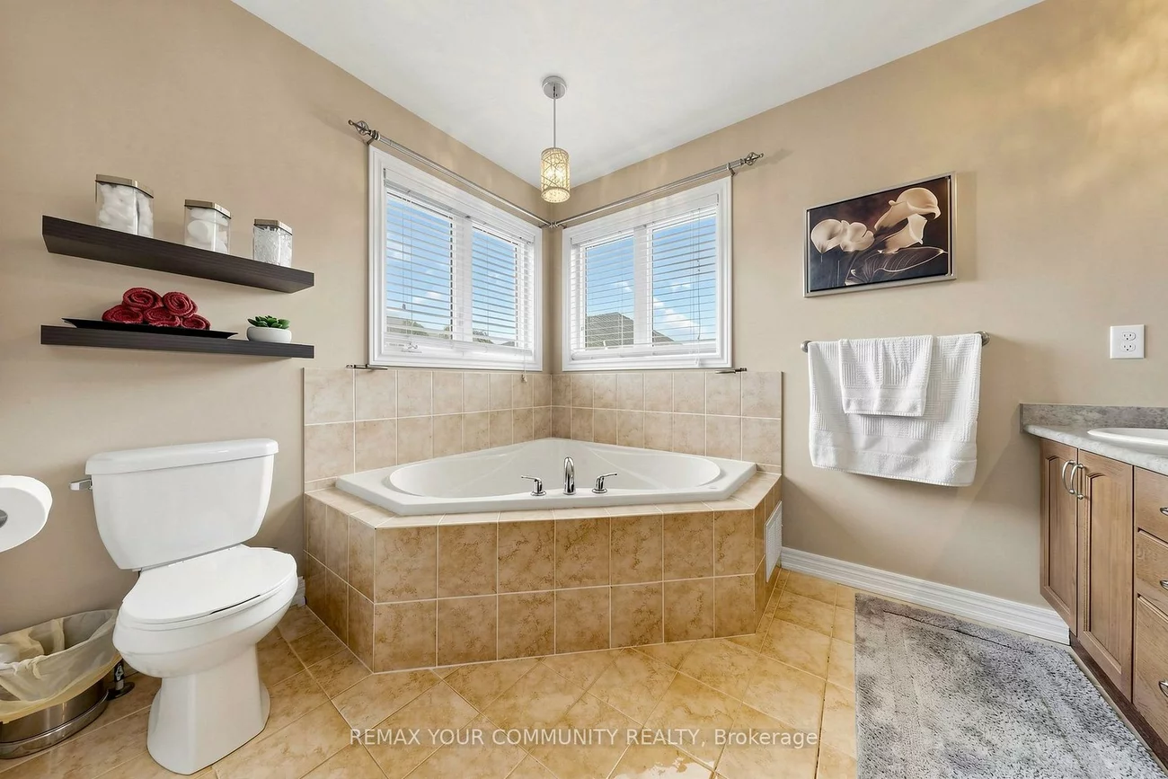 11, Trudeau, Vellore Village, Vaughan