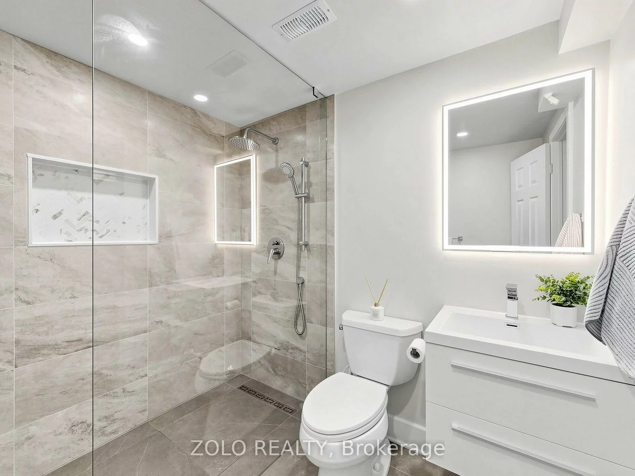247, Summeridge, Patterson, Vaughan