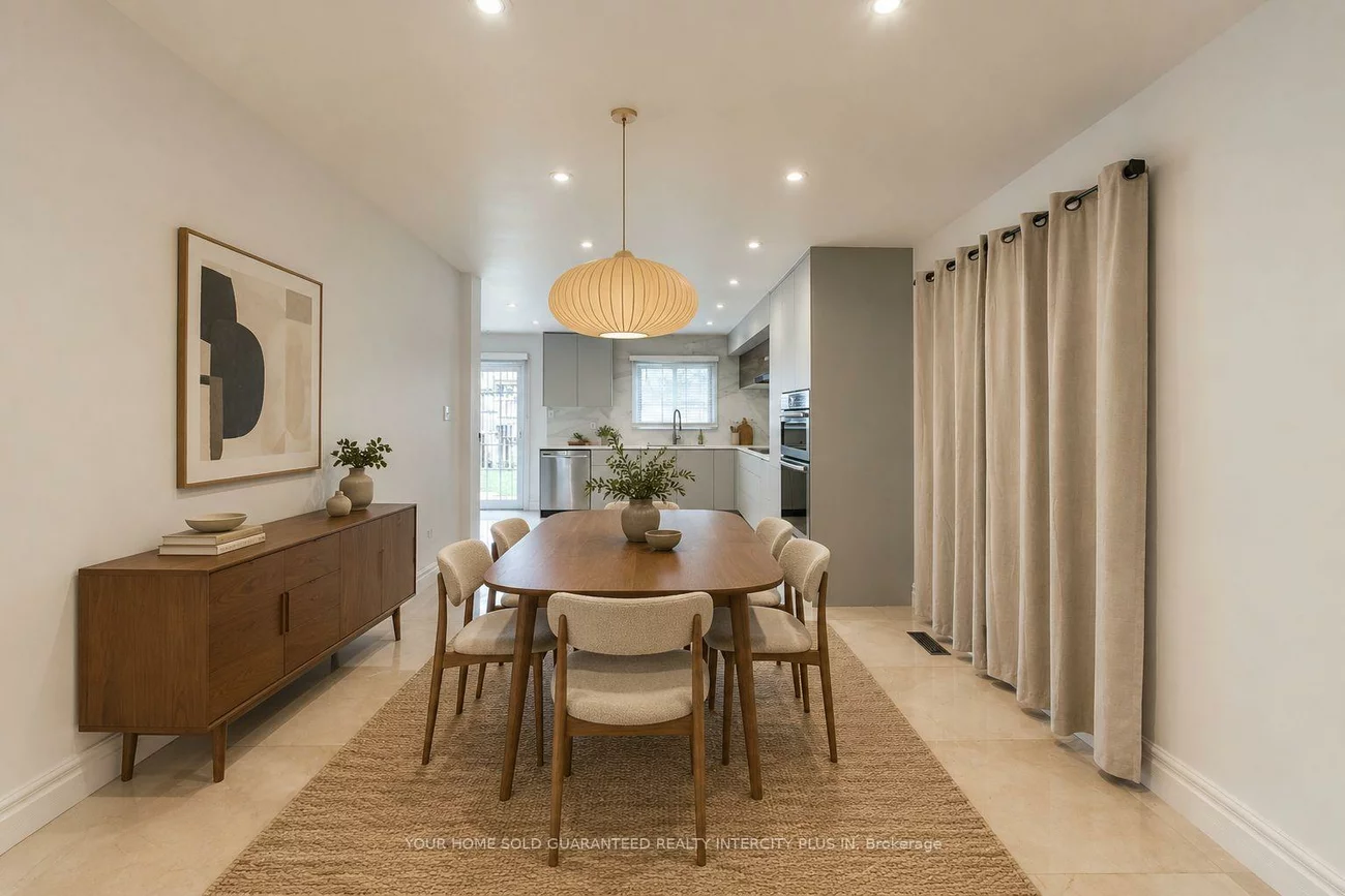 27, Via Nova, East Woodbridge, Vaughan