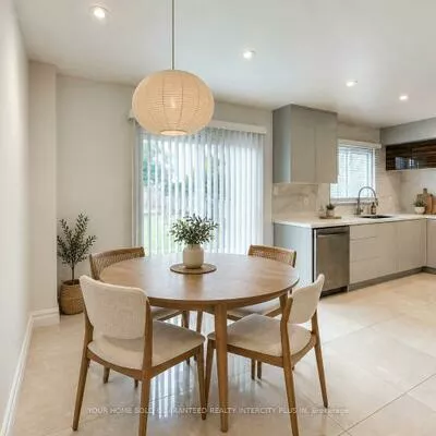 27, Via Nova, East Woodbridge, Vaughan