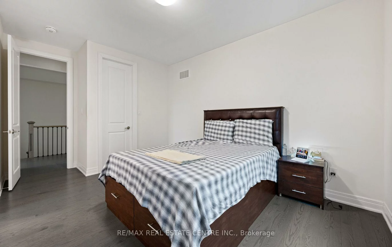 160, Wainfleet, Vellore Village, Vaughan