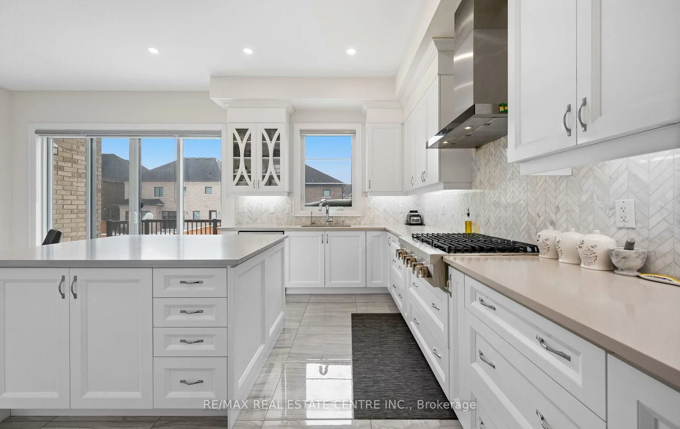 160, Wainfleet, Vellore Village, Vaughan