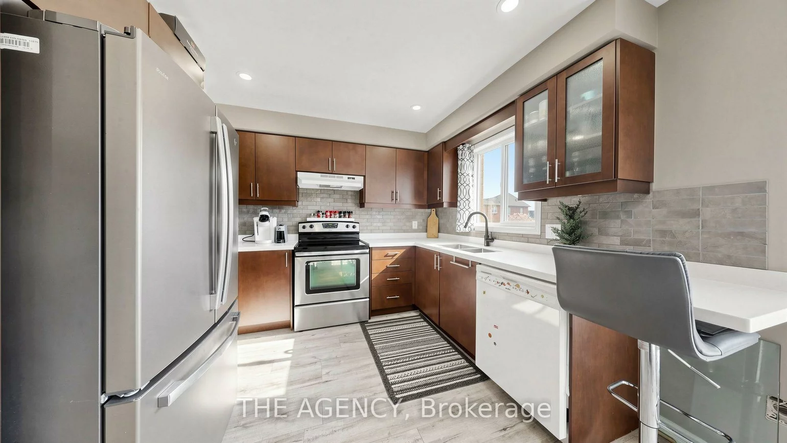 36, Keystar, Vellore Village, Vaughan
