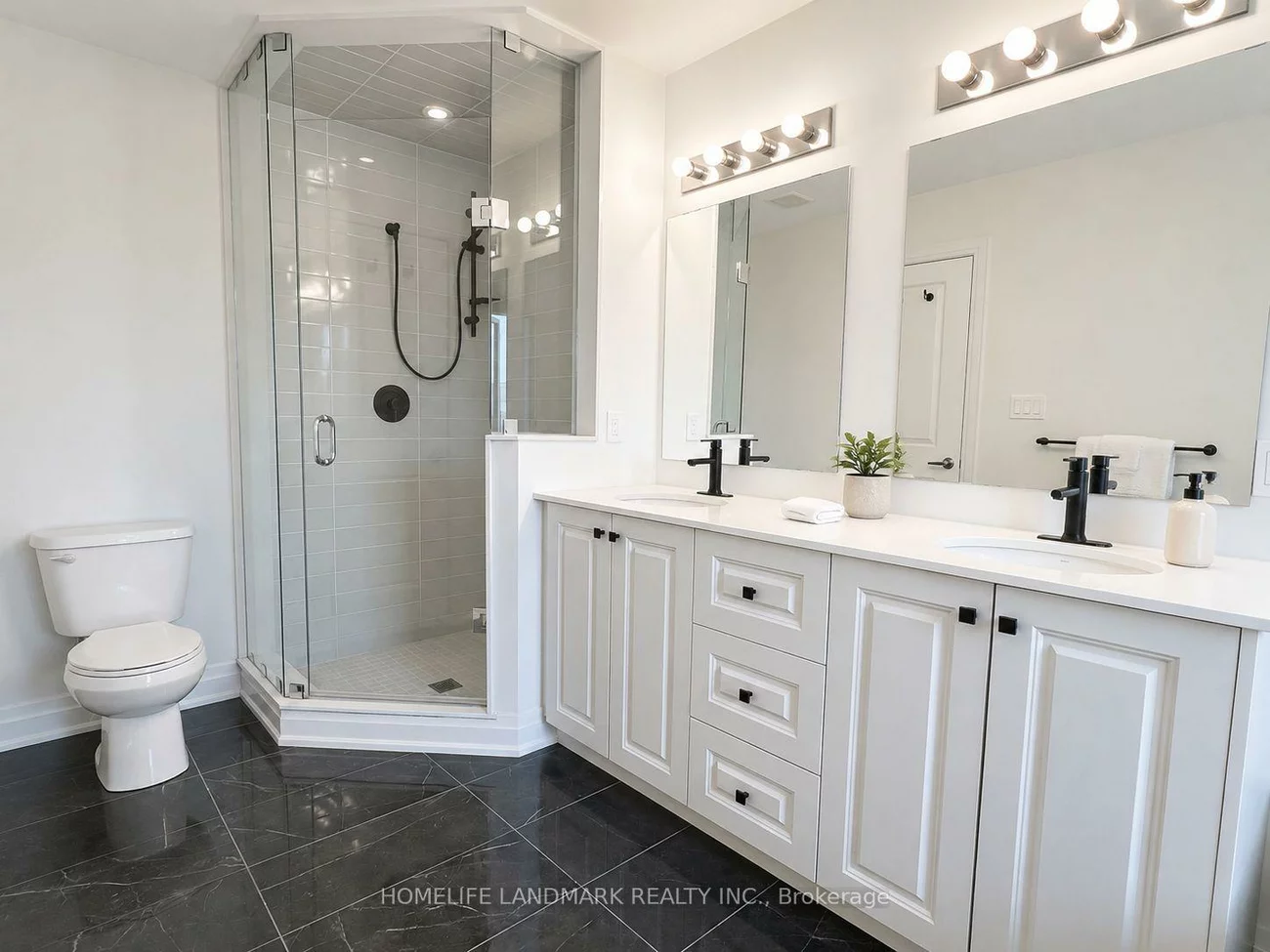 34, Shatner Turnabout, East Woodbridge, Vaughan