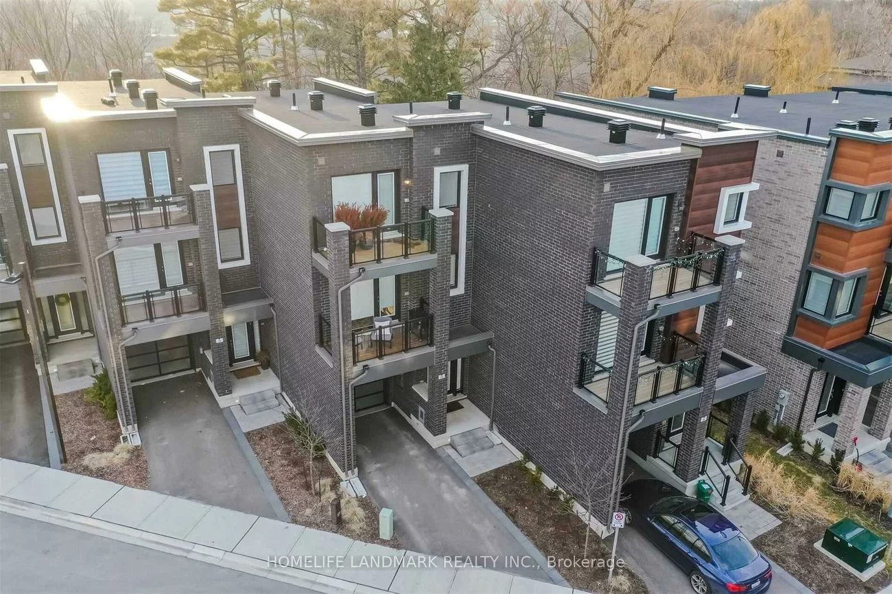 34, Shatner Turnabout, East Woodbridge, Vaughan