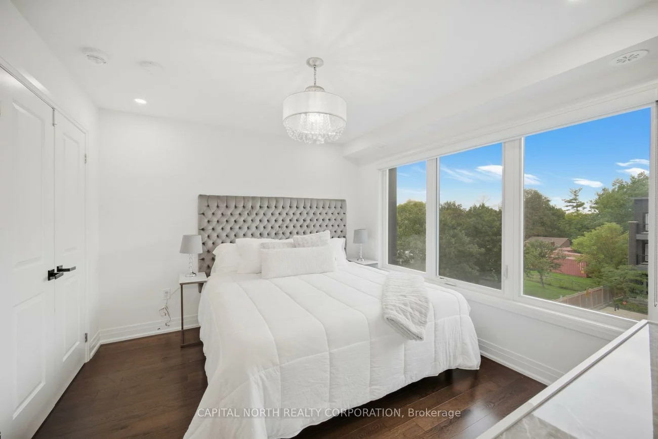 41, Shatner Turnabout, East Woodbridge, Vaughan