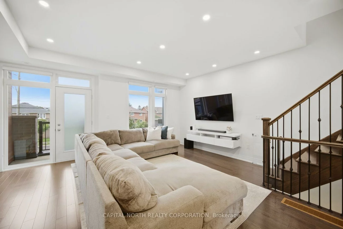 41, Shatner Turnabout, East Woodbridge, Vaughan