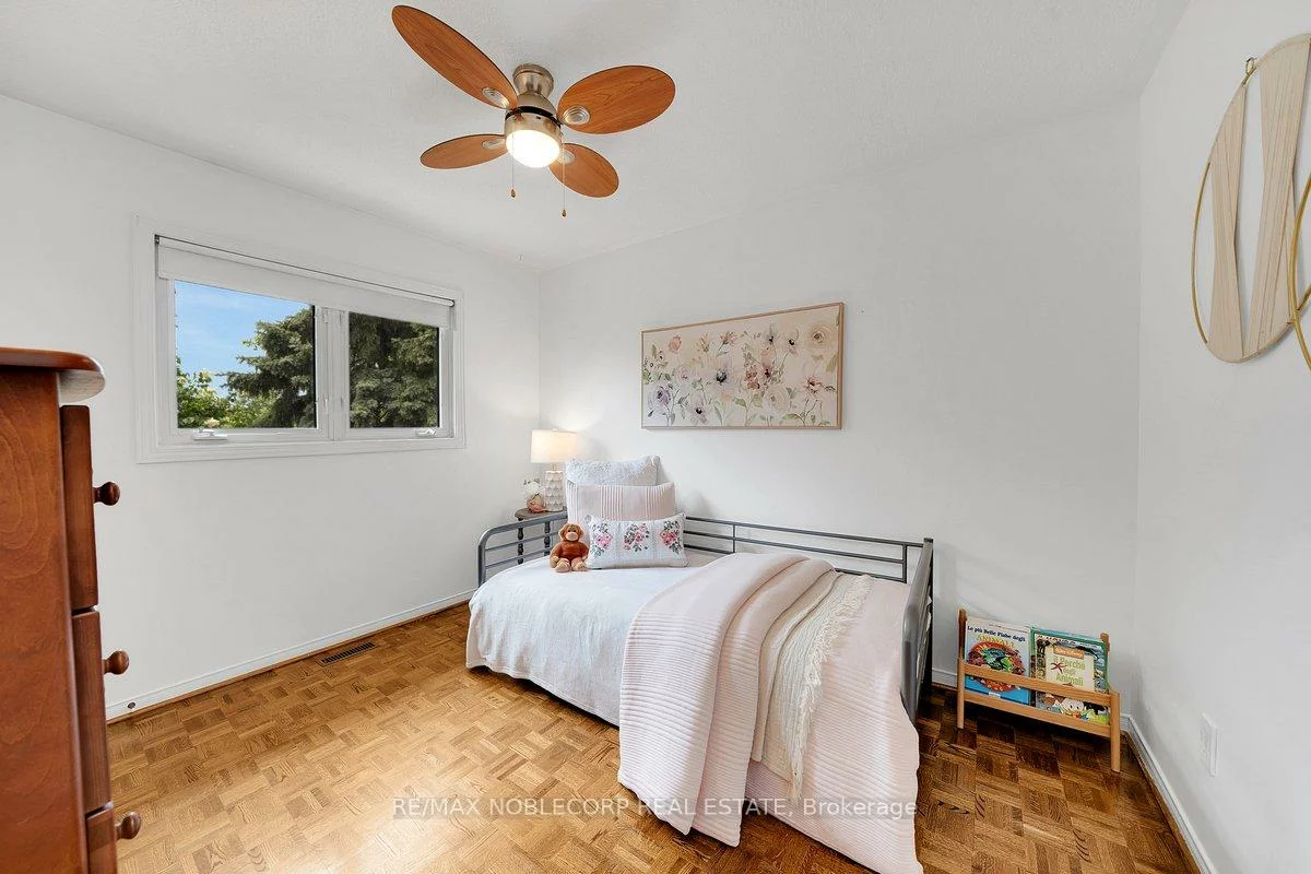 3, Castlehill, Maple, Vaughan