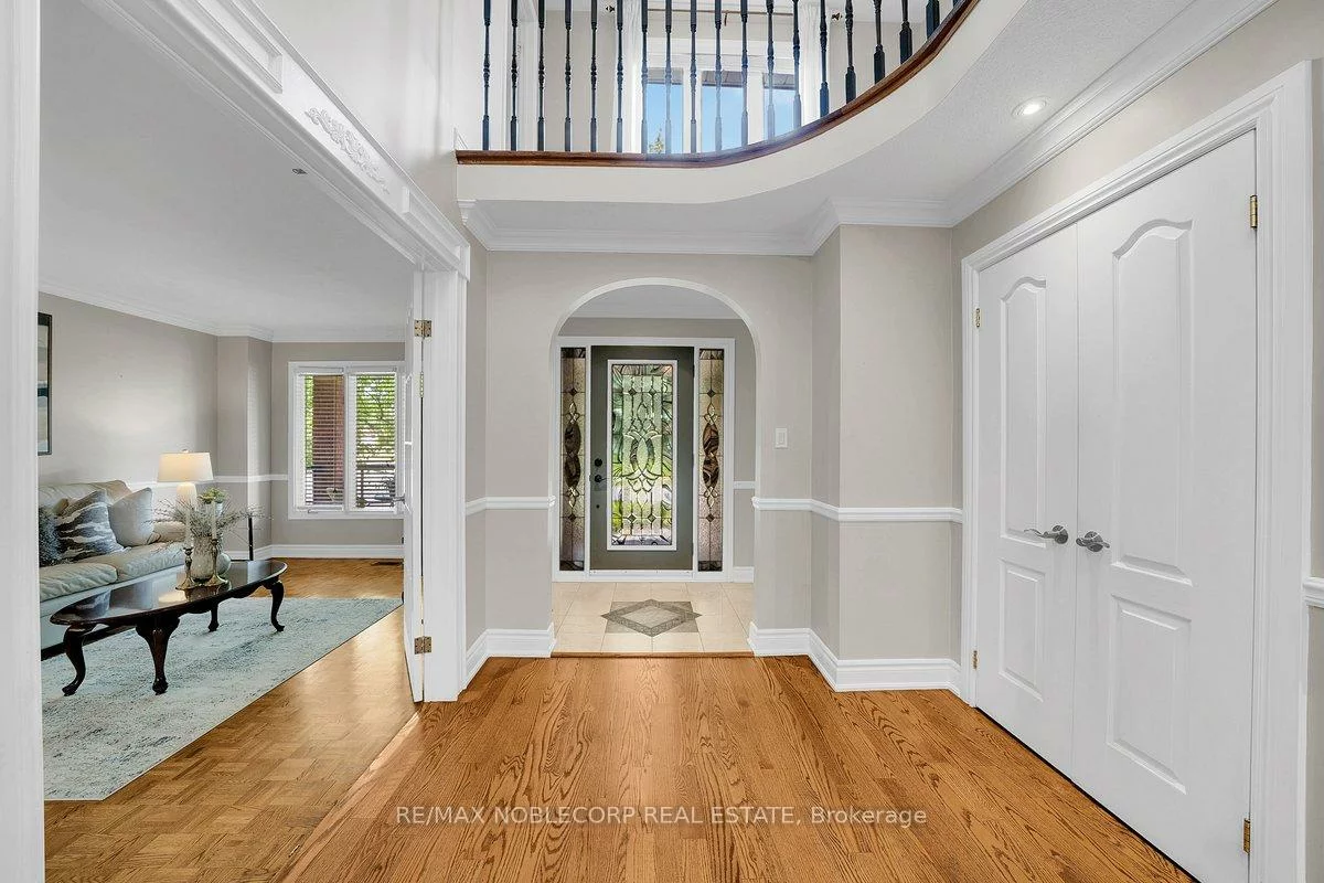 3, Castlehill, Maple, Vaughan