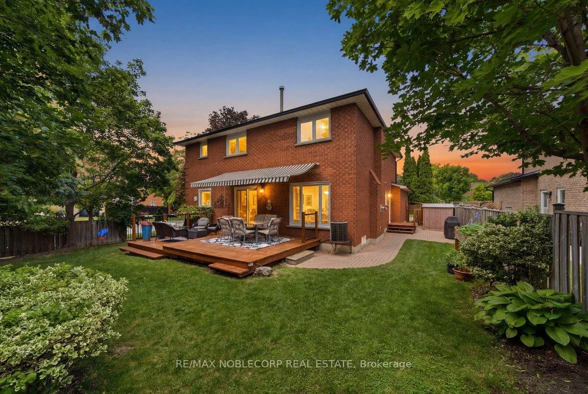 3, Castlehill, Maple, Vaughan