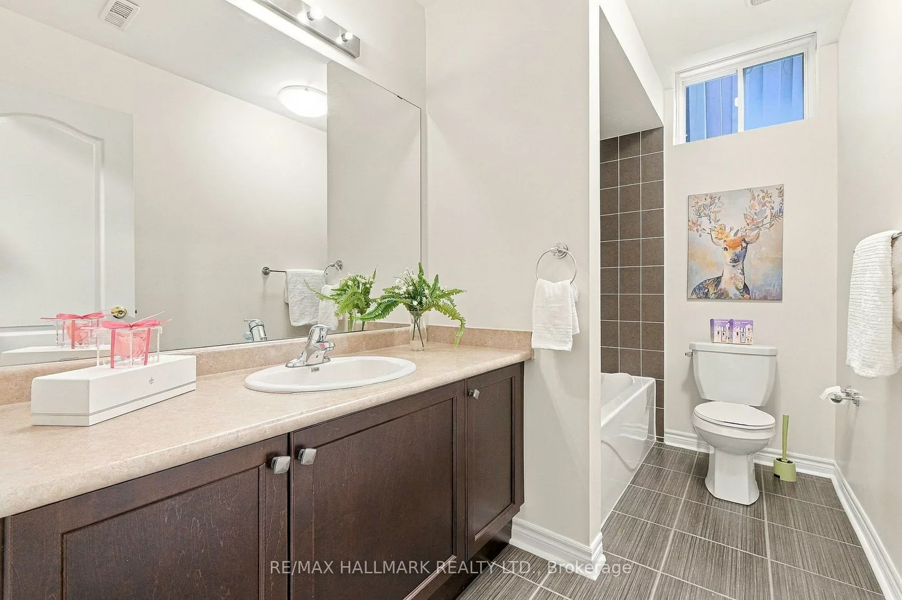 60, Gorman, Vellore Village, Vaughan
