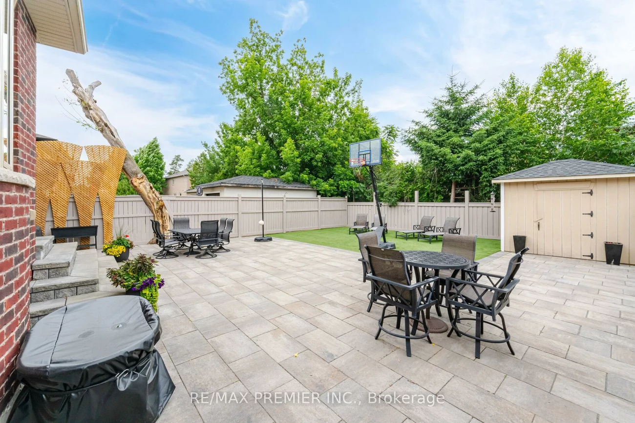 28, Ellerby, West Woodbridge, Vaughan