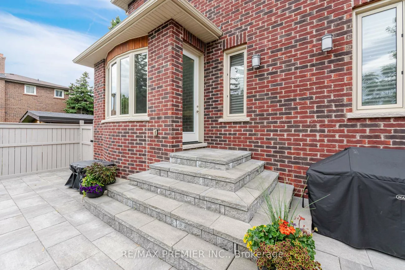 28, Ellerby, West Woodbridge, Vaughan