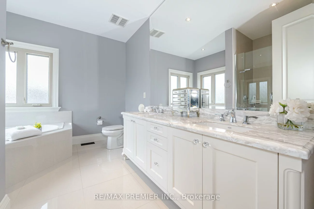 28, Ellerby, West Woodbridge, Vaughan