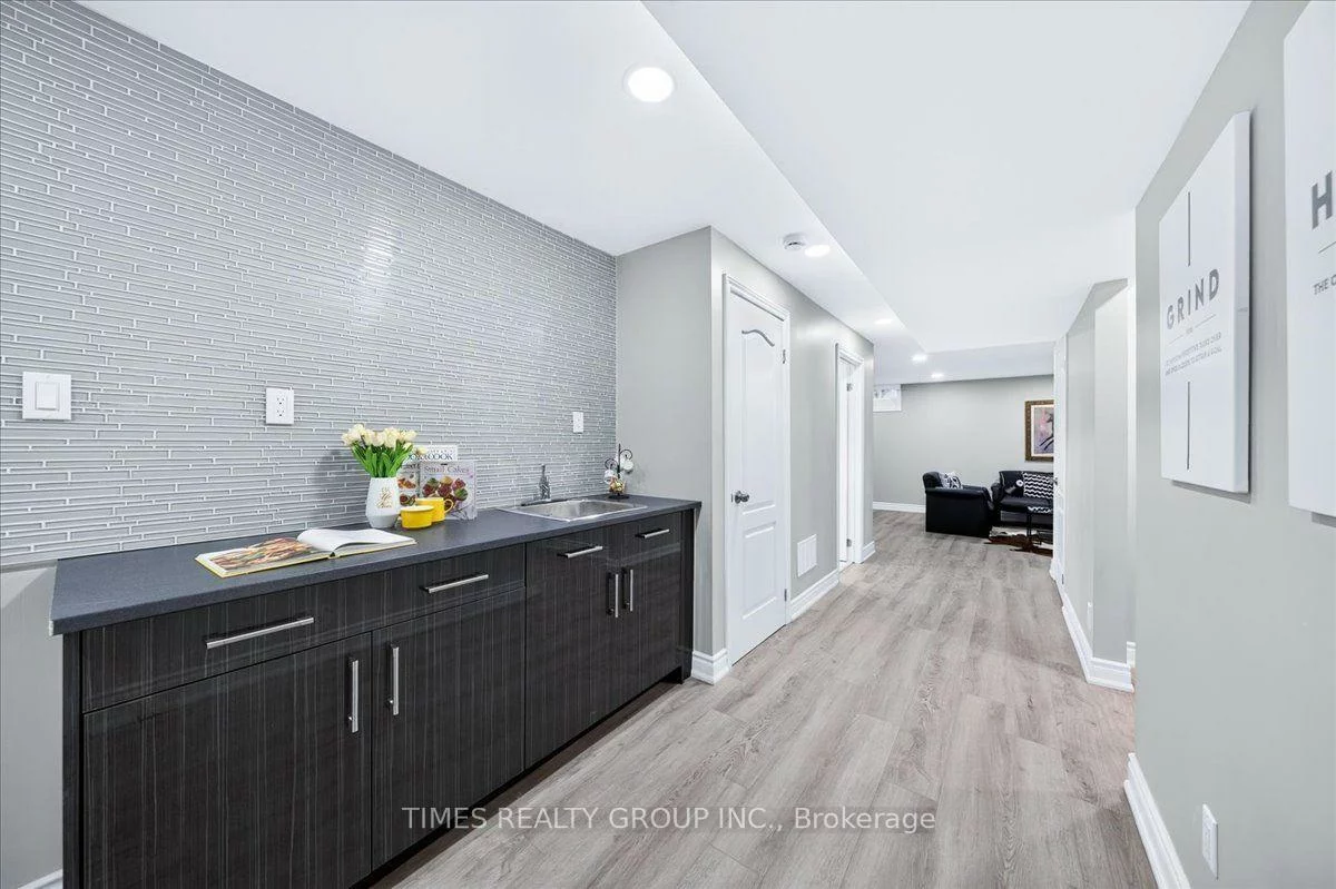 224, Westway, Concord, Vaughan