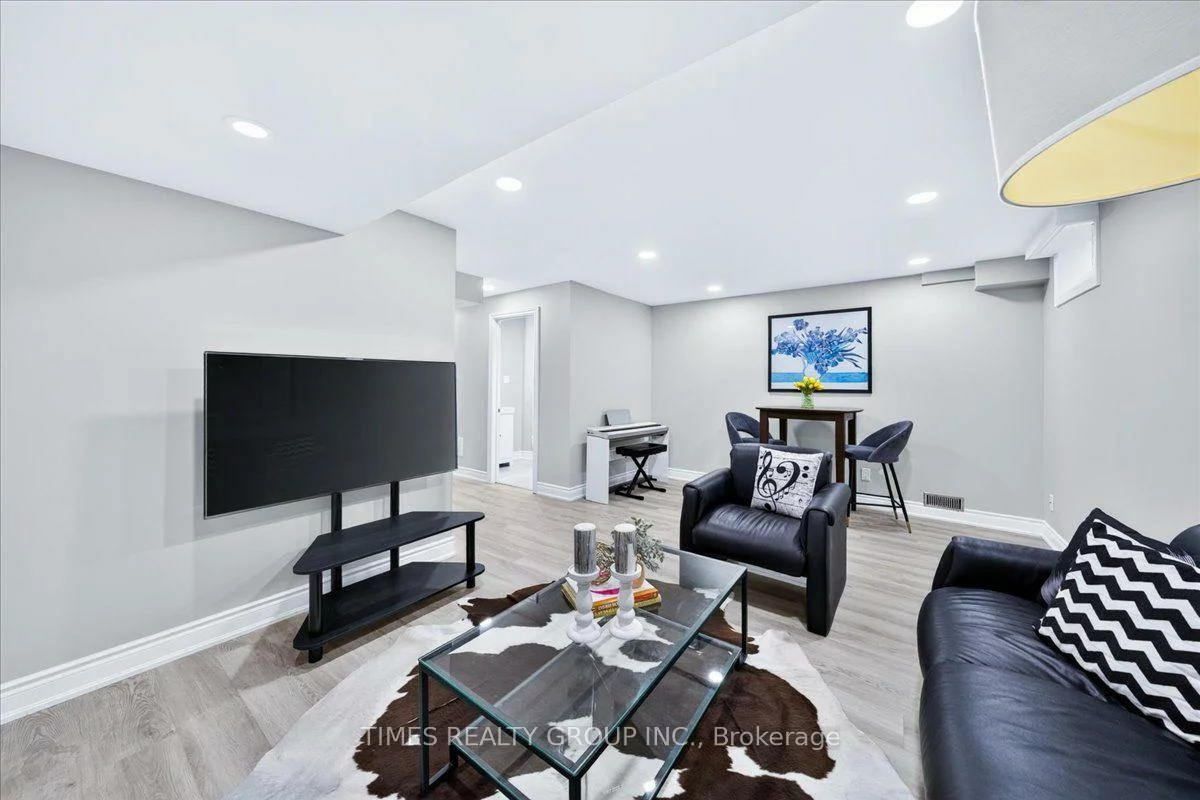 224, Westway, Concord, Vaughan