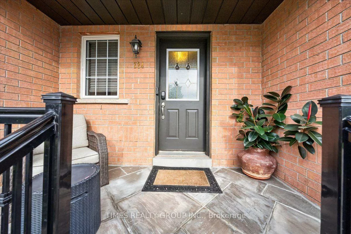 224, Westway, Concord, Vaughan