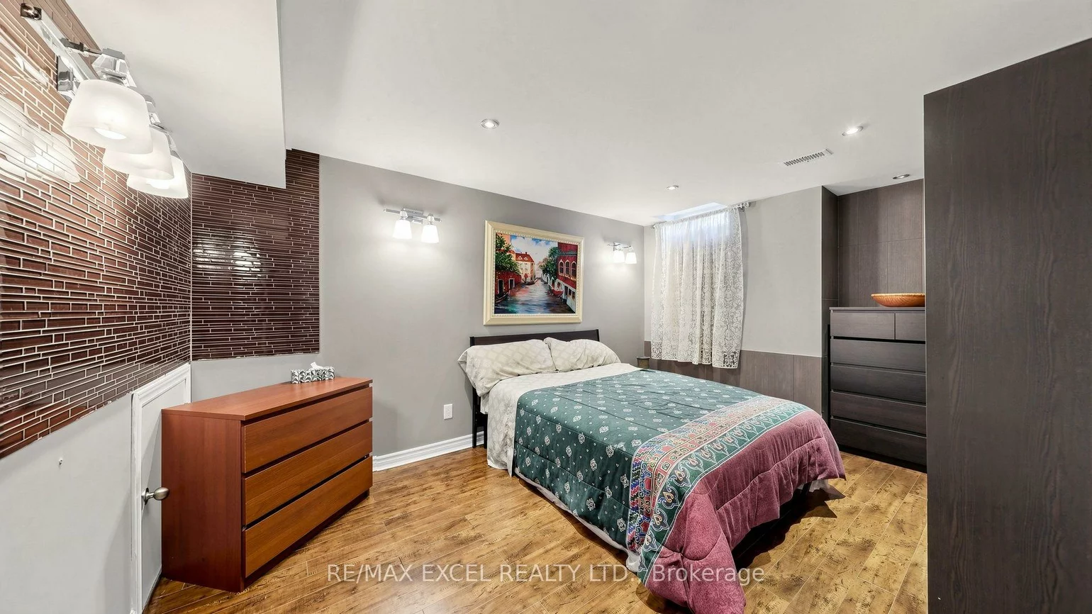 651, Via Romano, Patterson, Vaughan