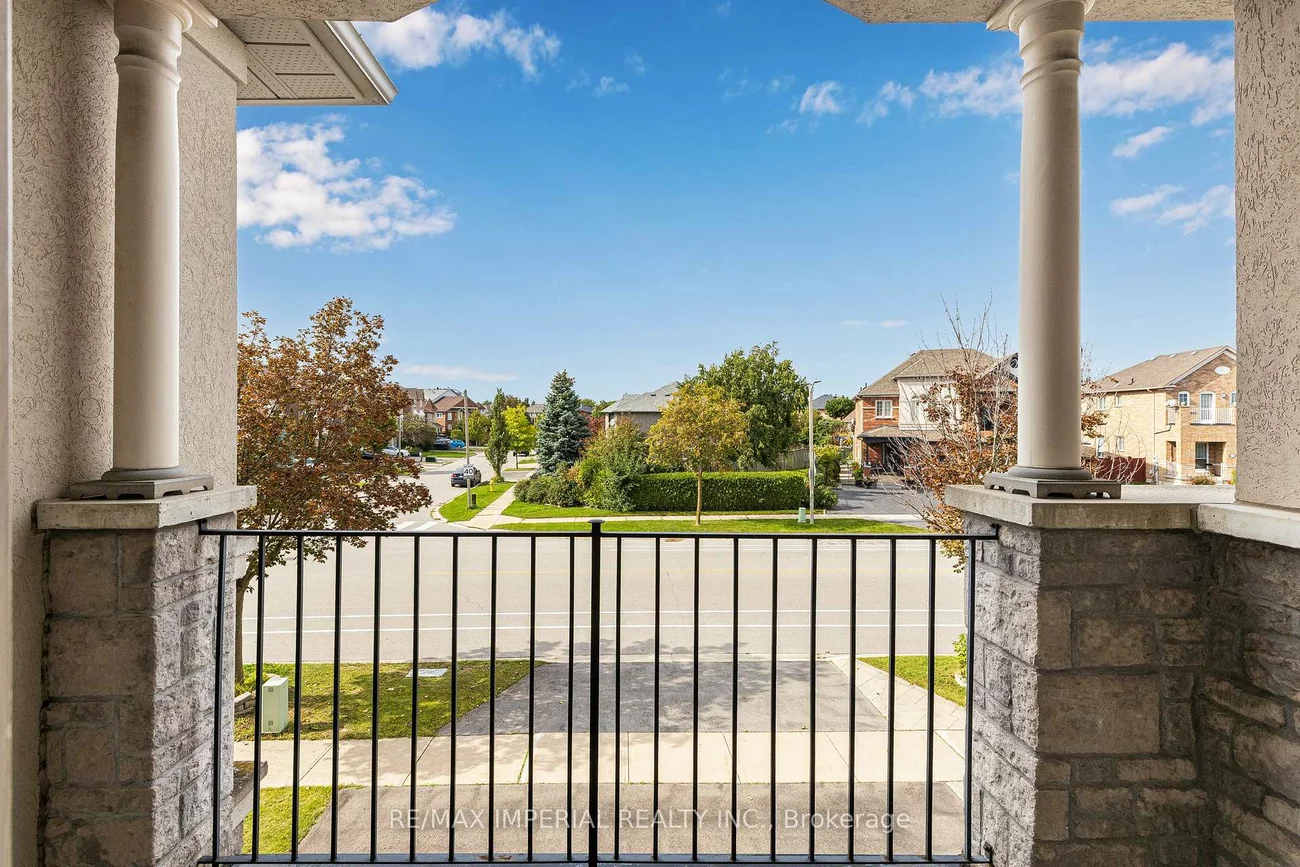 145, Blue Willow, East Woodbridge, Vaughan
