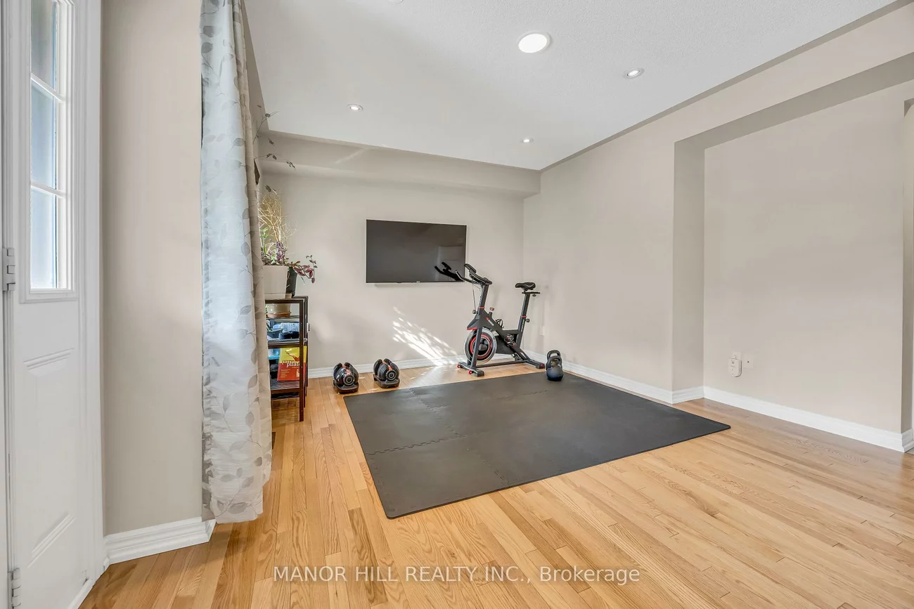 10, Porter, West Woodbridge, Vaughan