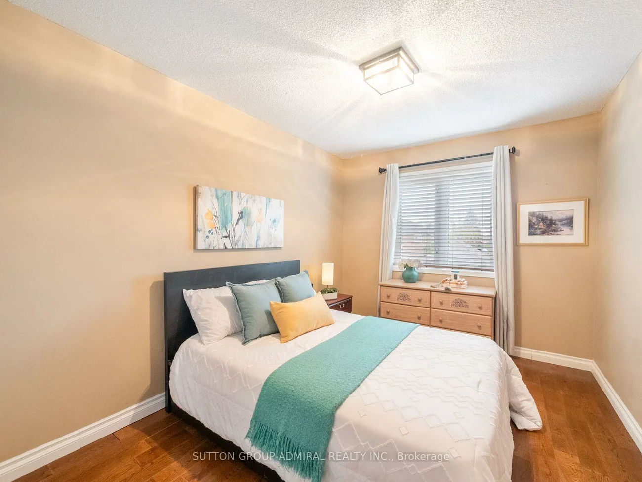 103, America, Vellore Village, Vaughan