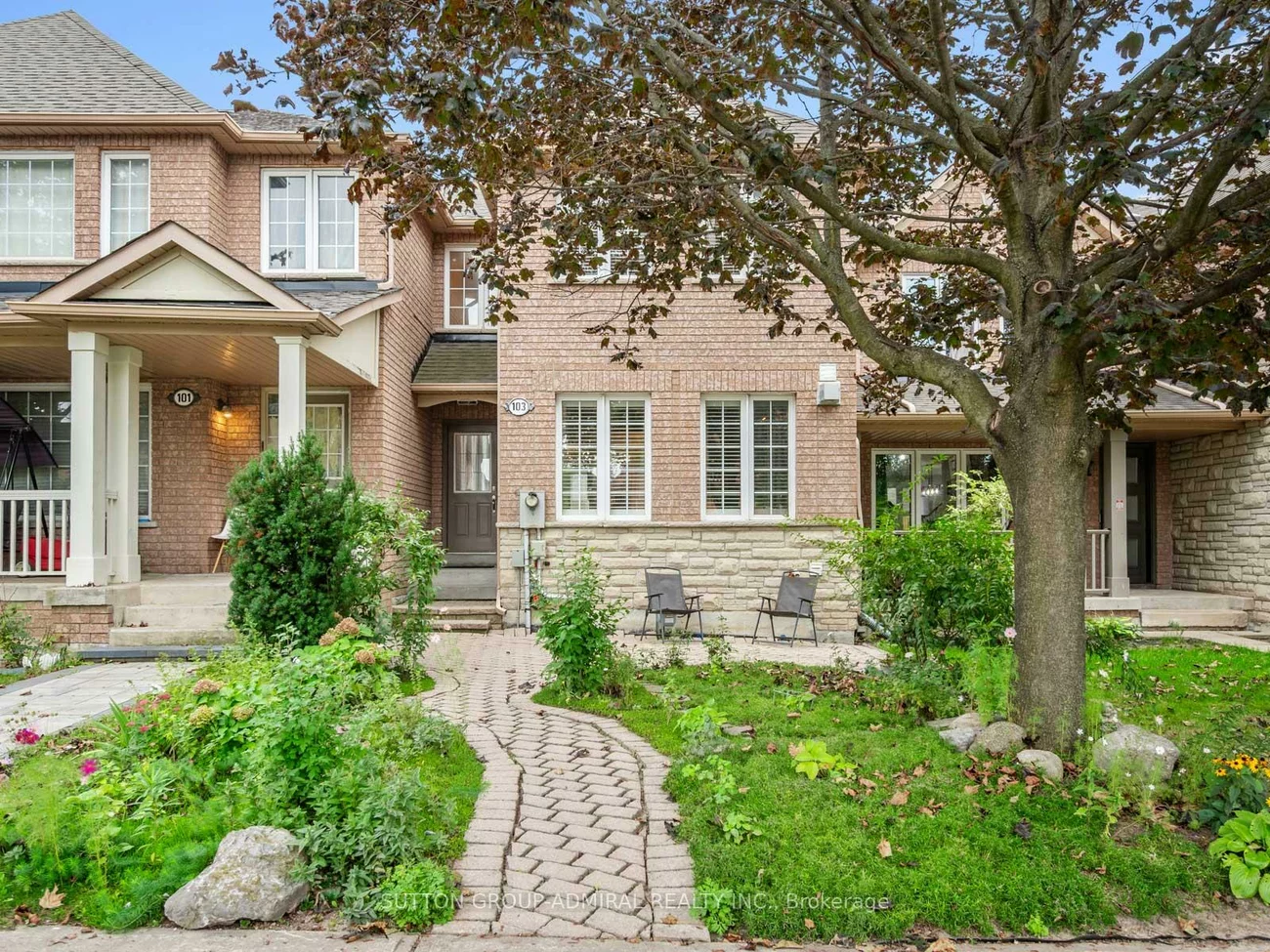 103, America, Vellore Village, Vaughan