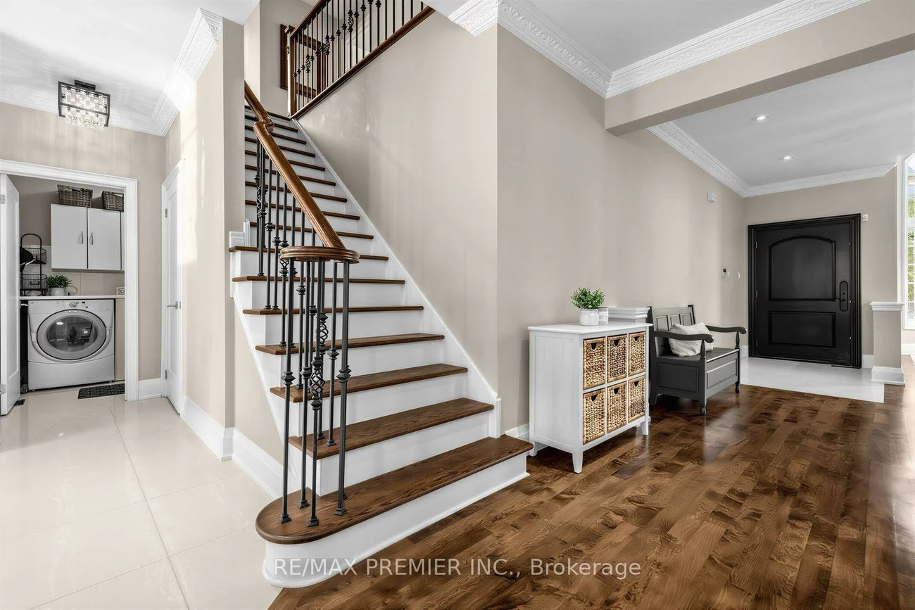 47, Berry, Vellore Village, Vaughan