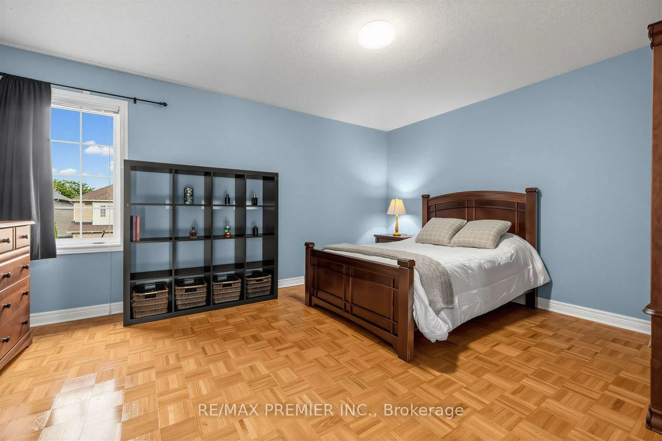 47, Berry, Vellore Village, Vaughan