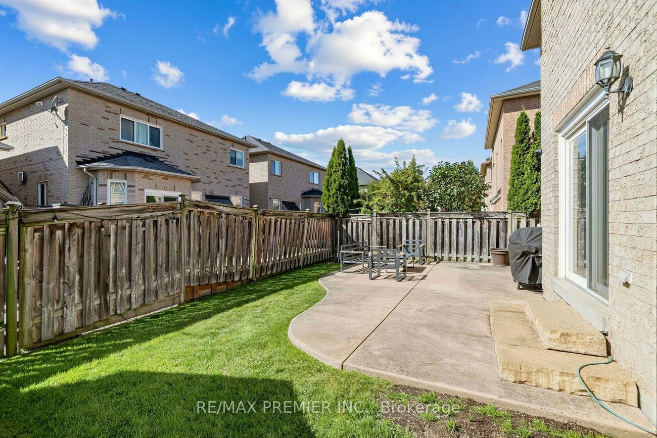 47, Berry, Vellore Village, Vaughan