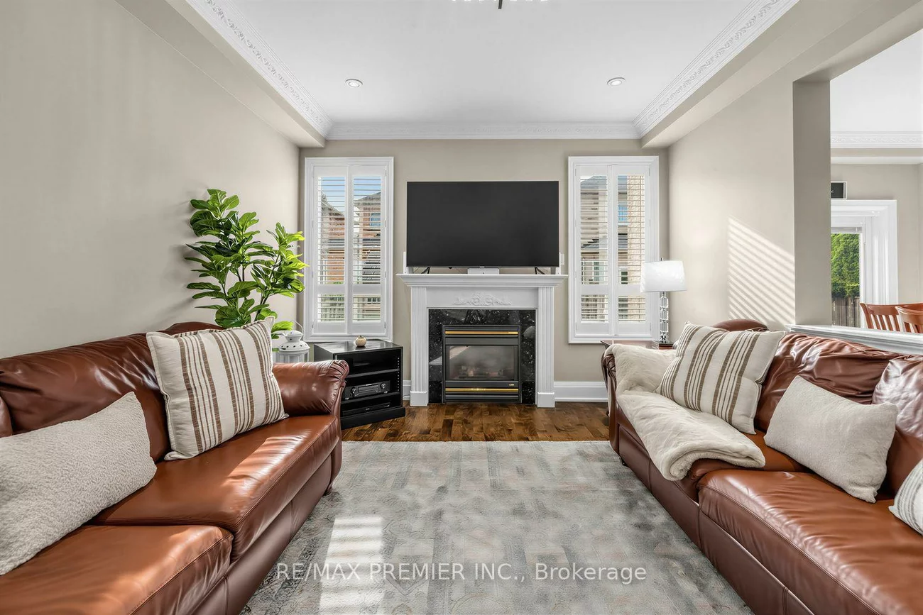 47, Berry, Vellore Village, Vaughan