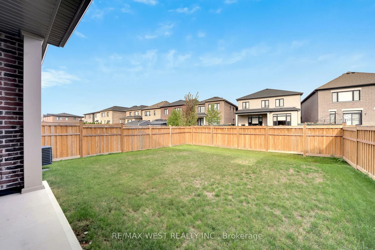 201, Bellefond, Kleinburg, Vaughan