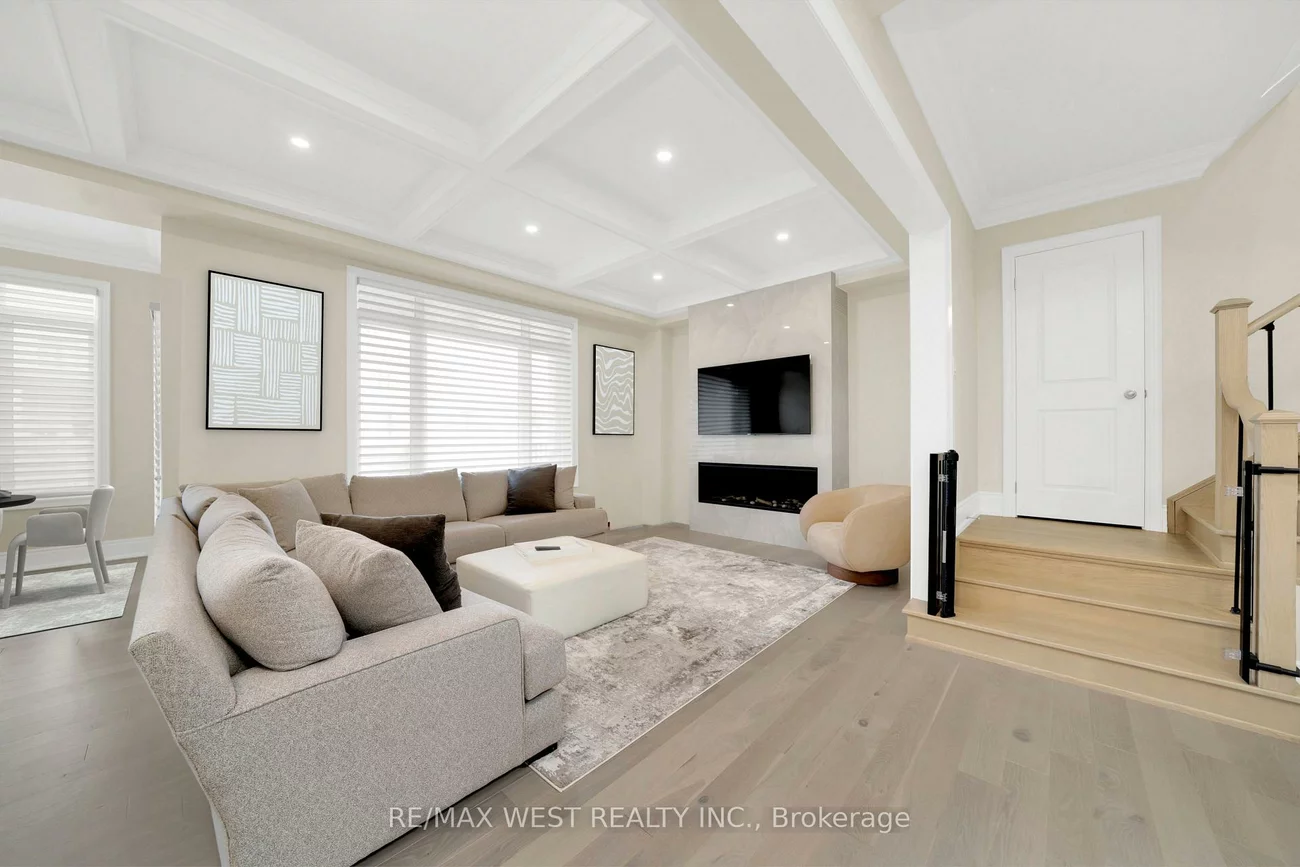 201, Bellefond, Kleinburg, Vaughan