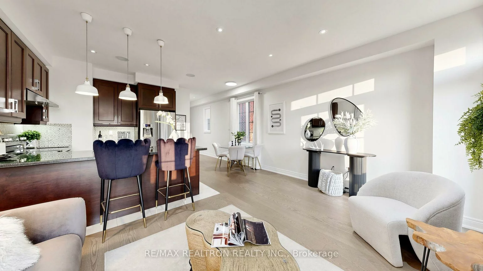 103, Alexie, Vellore Village, Vaughan