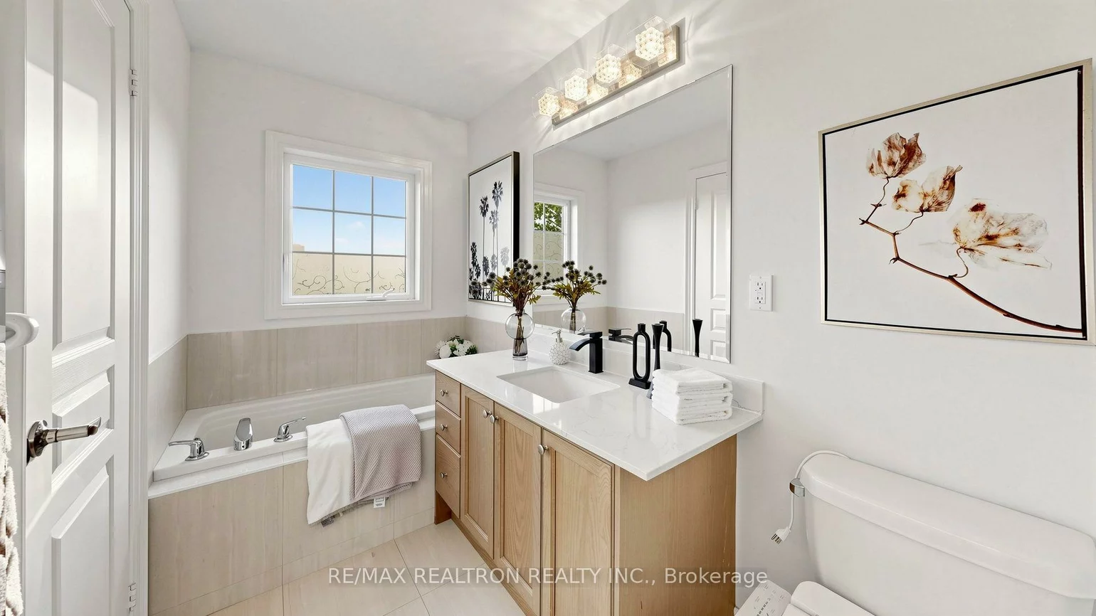 103, Alexie, Vellore Village, Vaughan