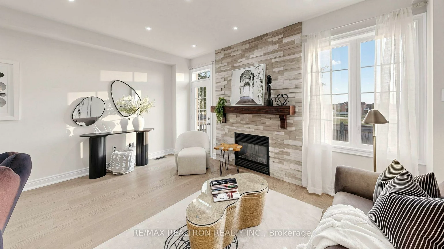 103, Alexie, Vellore Village, Vaughan