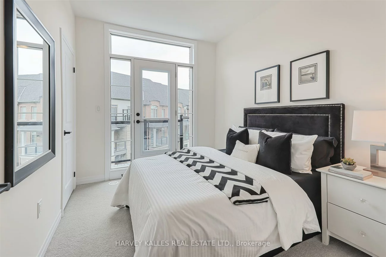 75, De La Roche, Vellore Village, Vaughan