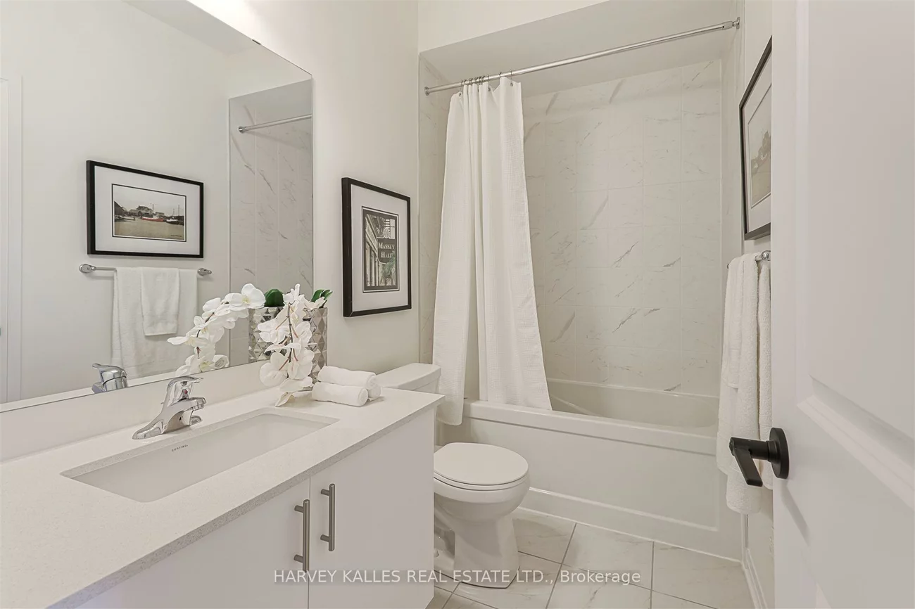 75, De La Roche, Vellore Village, Vaughan