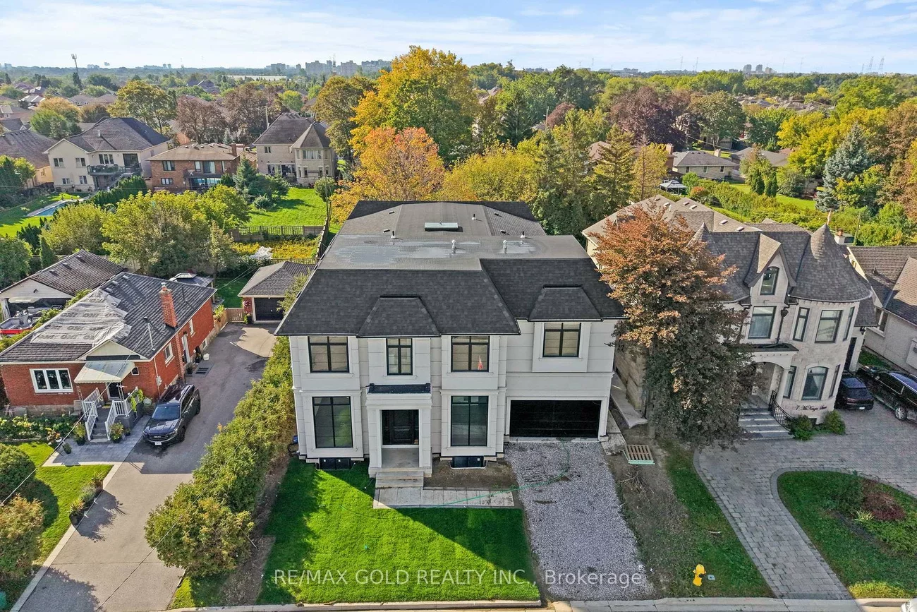 15, Mckenzie, Vaughan Grove, Vaughan
