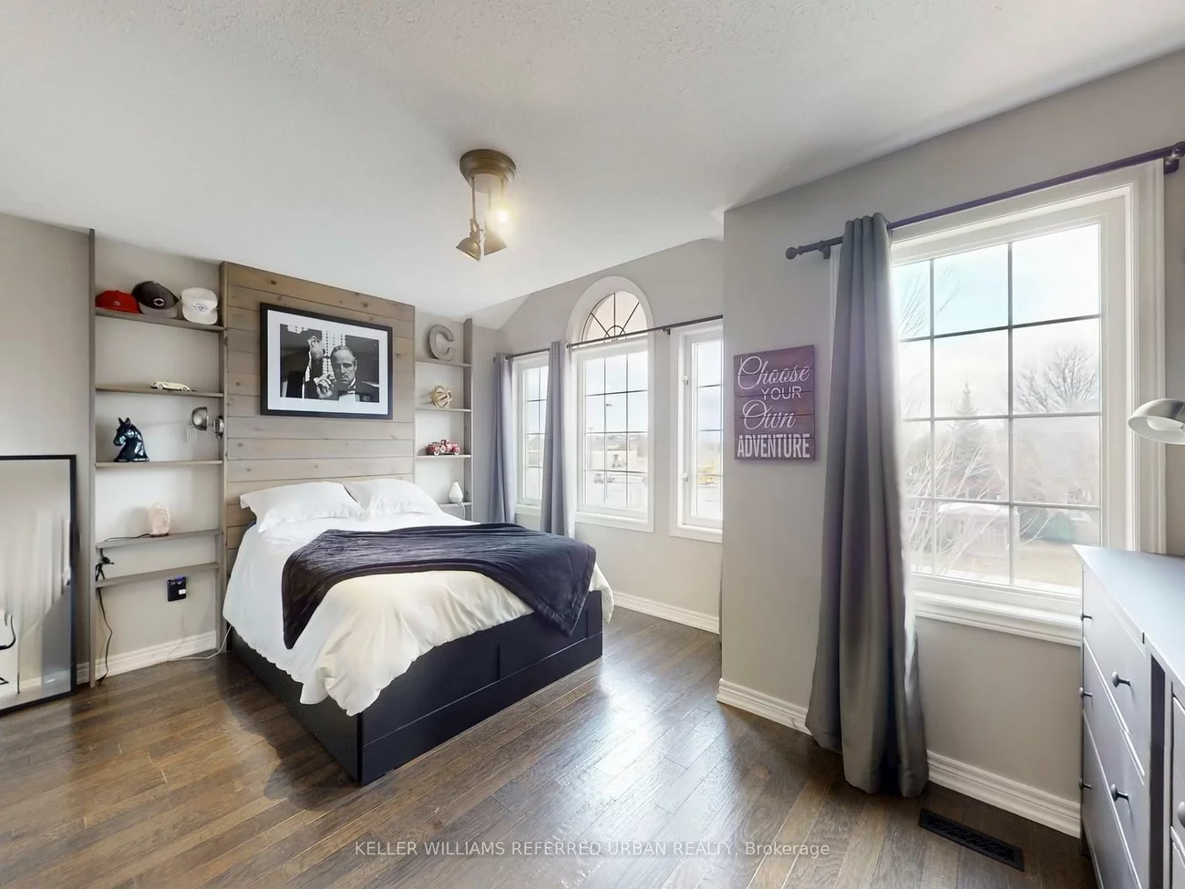 208, Maria Antonia, Vellore Village, Vaughan