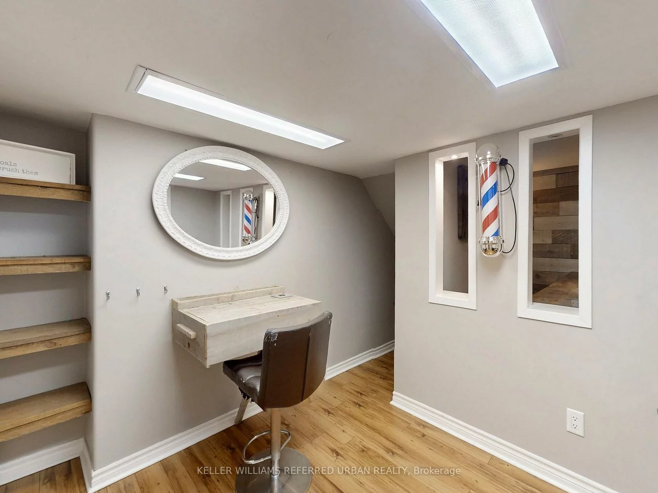 208, Maria Antonia, Vellore Village, Vaughan