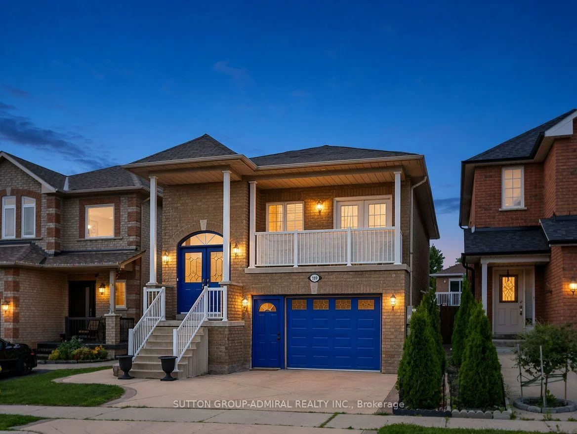 119, Blackthorn, Maple, Vaughan
