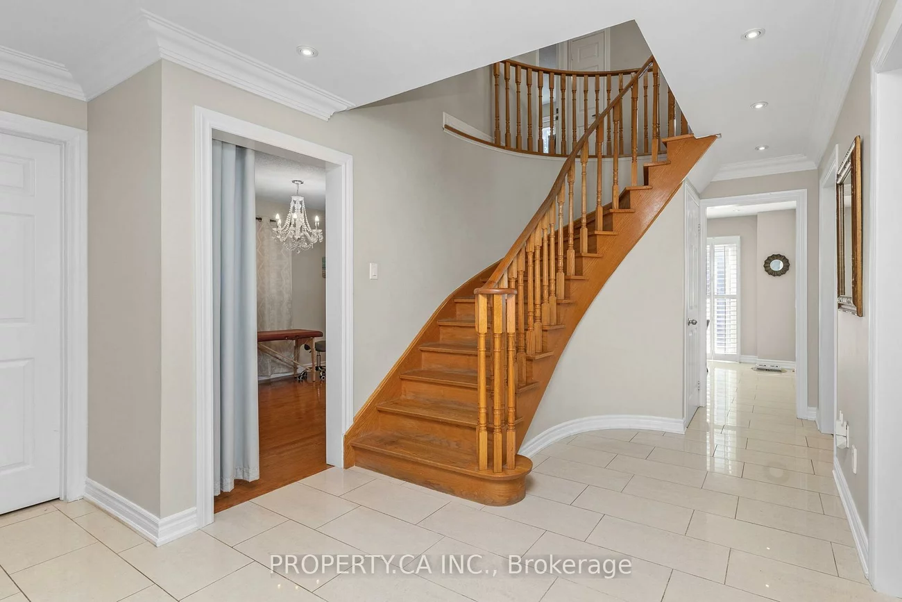 235, Brownridge, Brownridge, Vaughan