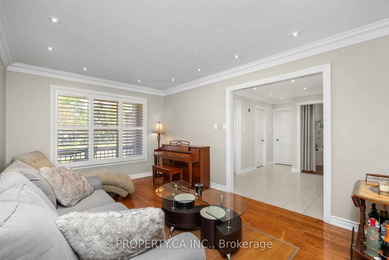 235, Brownridge, Brownridge, Vaughan