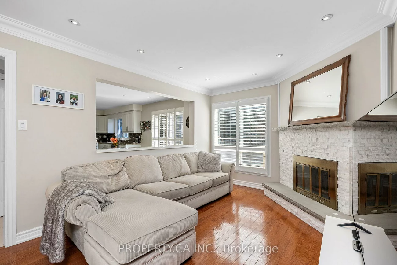 235, Brownridge, Brownridge, Vaughan