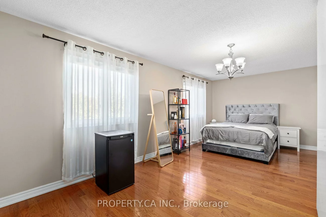 235, Brownridge, Brownridge, Vaughan