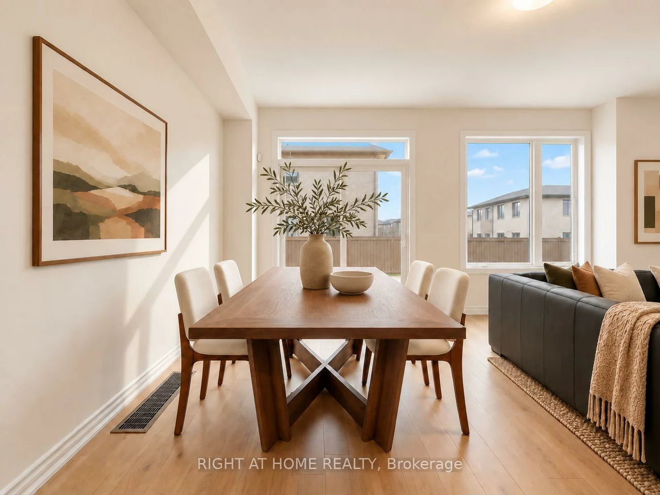 24, Singhampton, Kleinburg, Vaughan