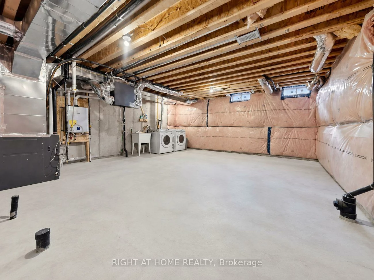 24, Singhampton, Kleinburg, Vaughan