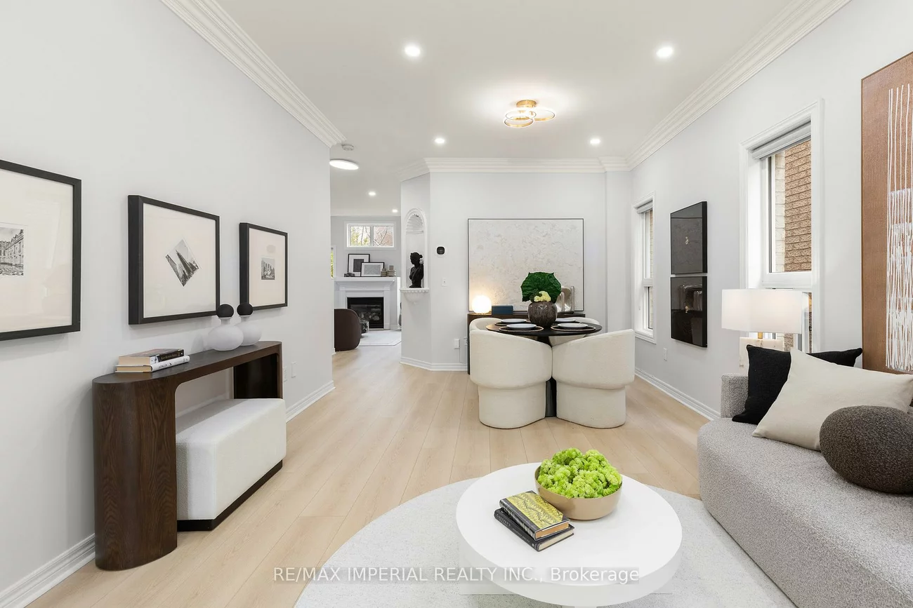 44, Hawkview, Vellore Village, Vaughan