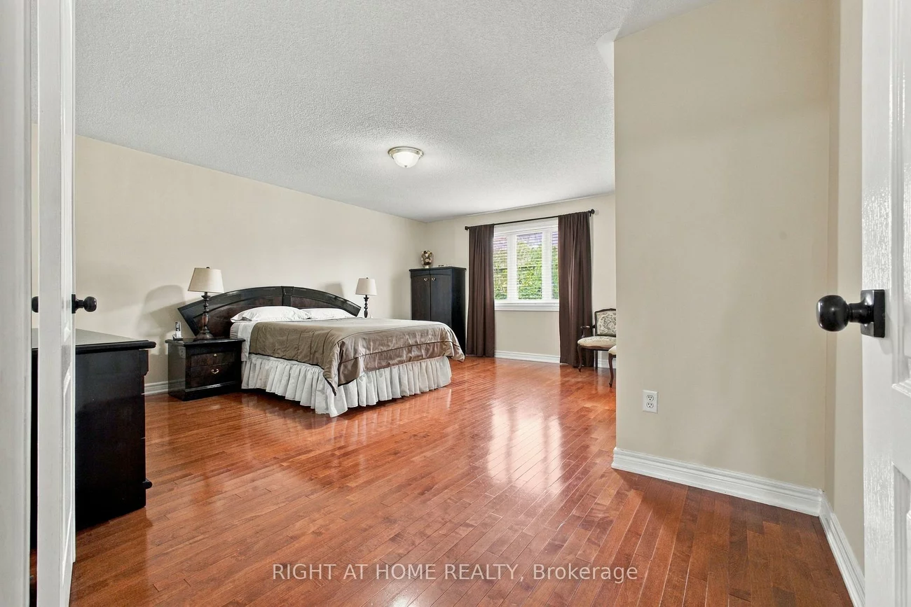 212, Bachman, Maple, Vaughan